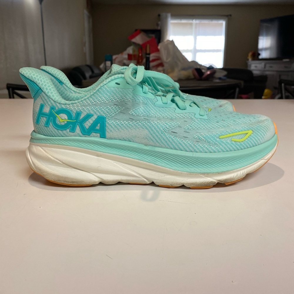 Hoka Clifton 9 Aqua and White Athletic Shoes